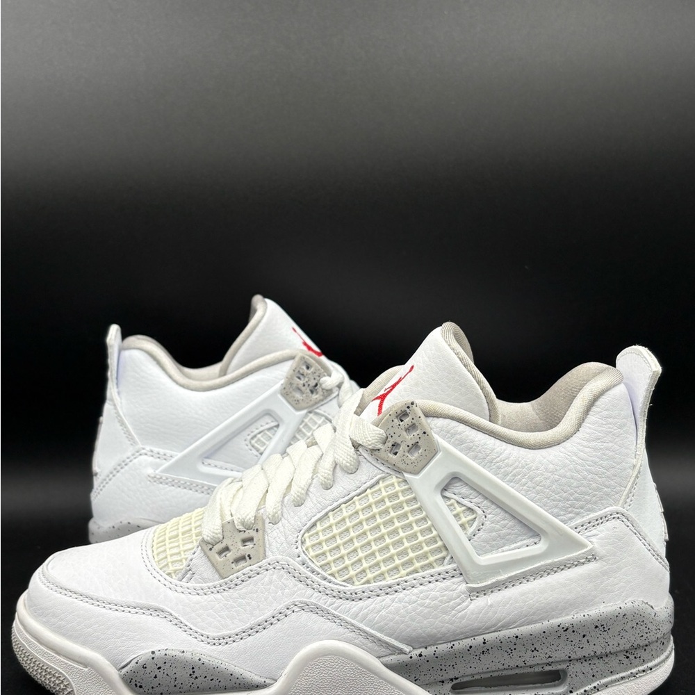 Air Jordan 4 White Oreo Size 5Y New